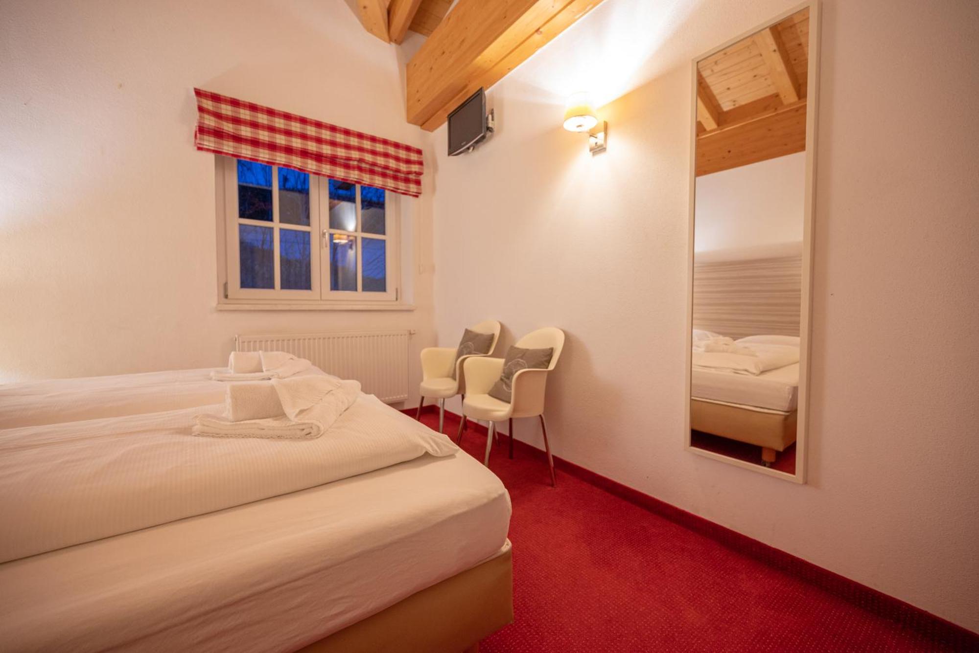 All Seasons Lodge By All In One Apartments カプルーン エクステリア 写真