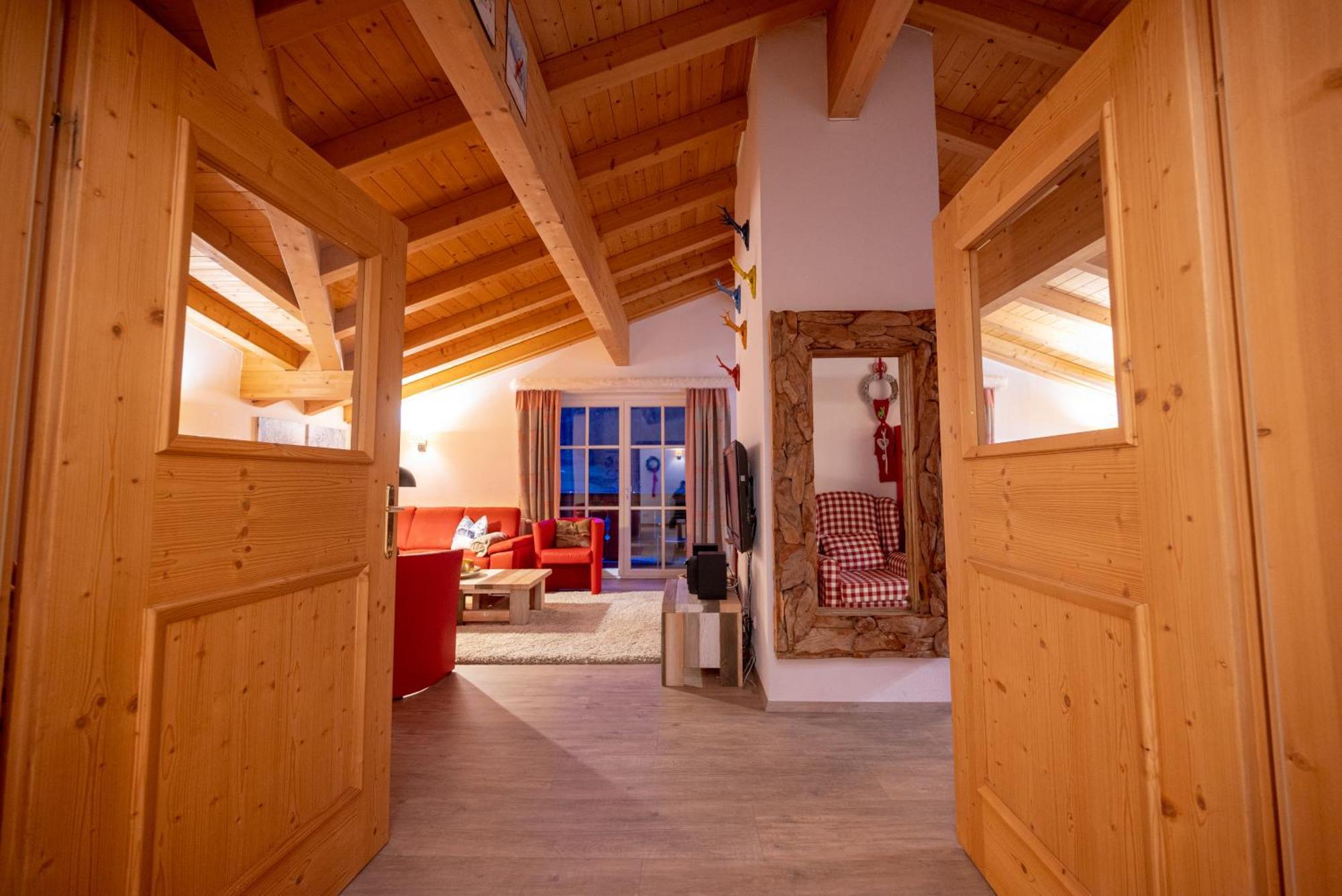 All Seasons Lodge By All In One Apartments カプルーン エクステリア 写真